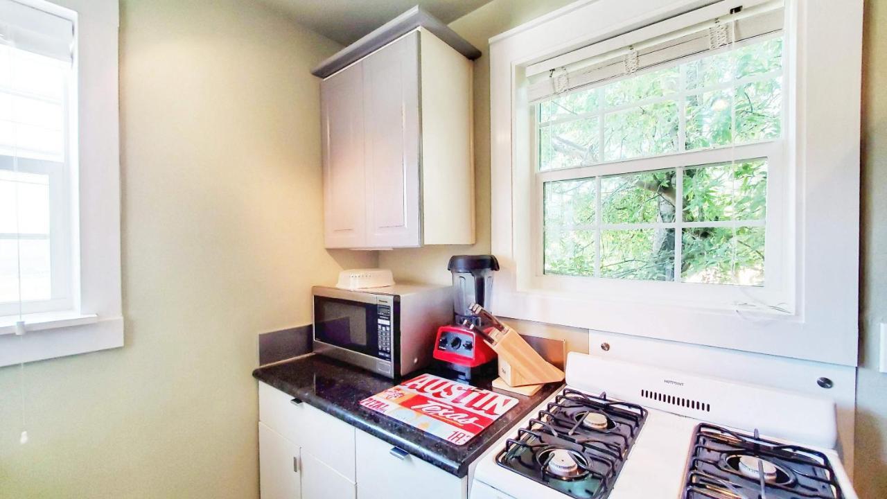 Ut Moody Center Downtown Eco Pecan Tree House Free Wifi Parking Quiet Office Остин Екстериор снимка