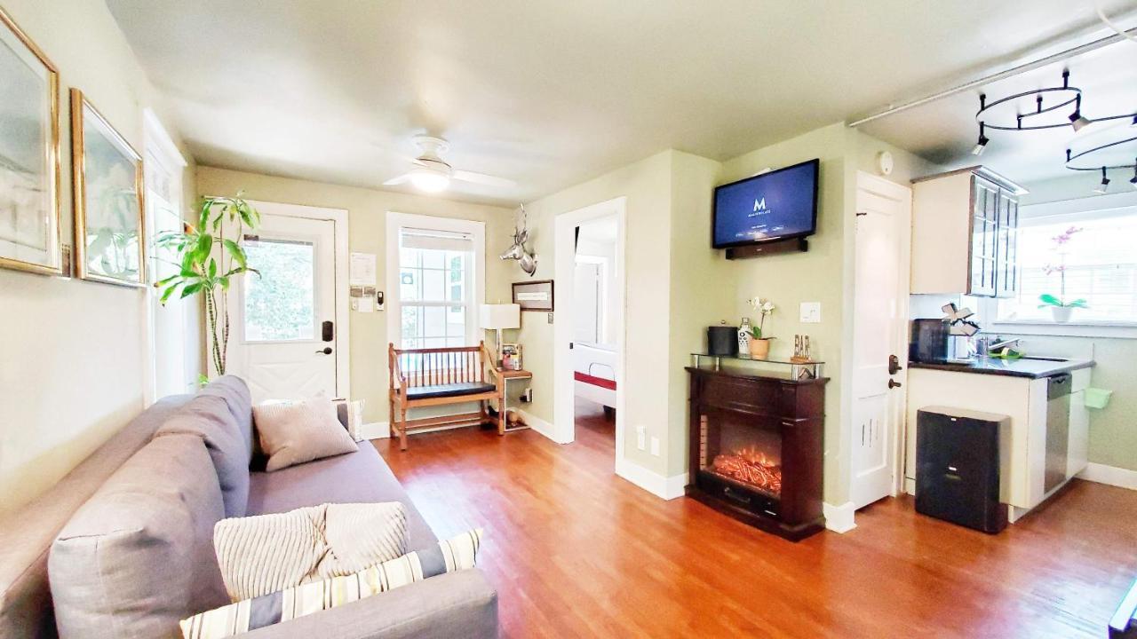 Ut Moody Center Downtown Eco Pecan Tree House Free Wifi Parking Quiet Office Остин Екстериор снимка